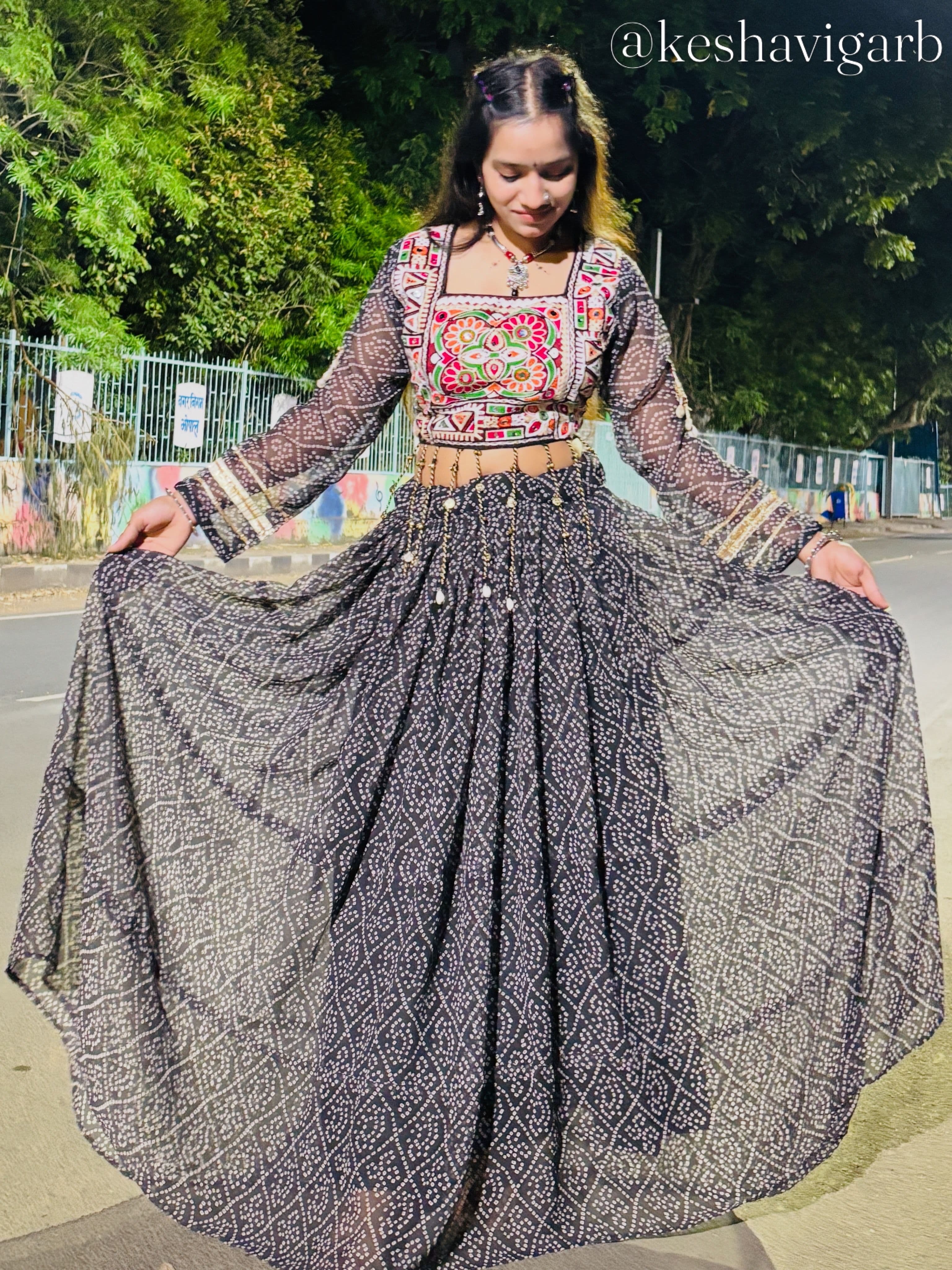 Kutchi Kaali Chaniya Choli Kutchi Kaali Chaniya Choli