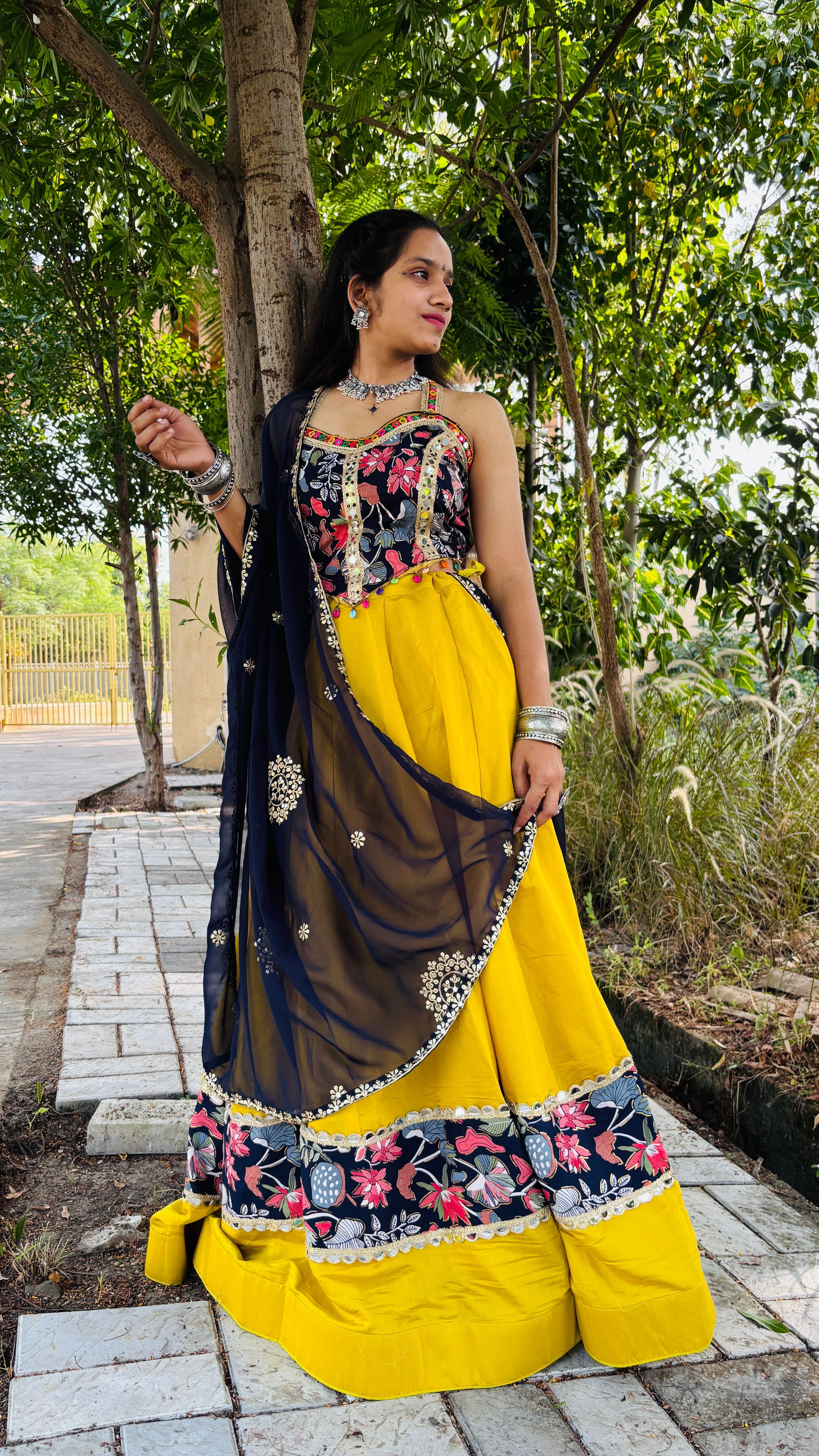Sunehri Sarson Chaniya Choli Sunehri Sarson Chaniya Choli